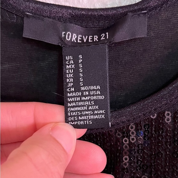 NWT FOREVER 21 Black & Sequin Horizontal Stripe Knit Tank Maxi Dress Size Small - Picture 2 of 3